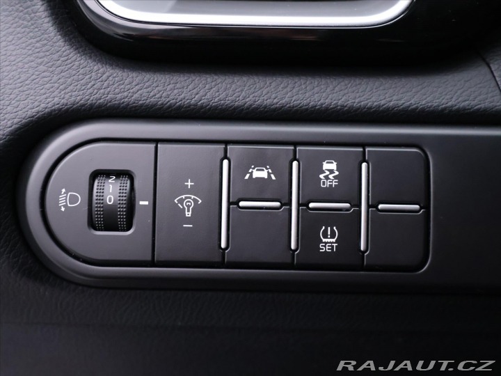 Kia XCeed 1,5 T-GDI 117kW CZ DPH 2022