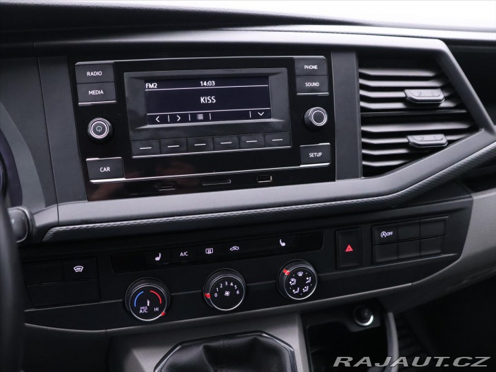 Volkswagen Transporter 2,0 TDI 81kW Klima 8-míst 2021