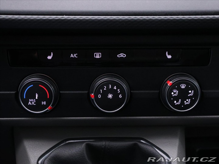 Volkswagen Transporter 2,0 TDI 81kW Klima 8-míst 2021