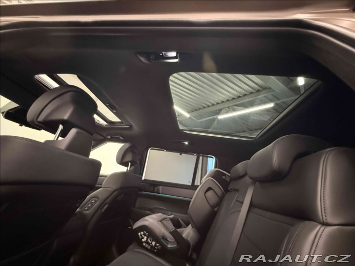 Hyundai Santa Fe 1,6 T-GDI HEV CALLIGRAPHY 2025