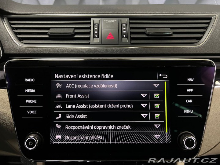 Škoda Superb 2.0TSI DSG L&K, MASÁŽ 2021