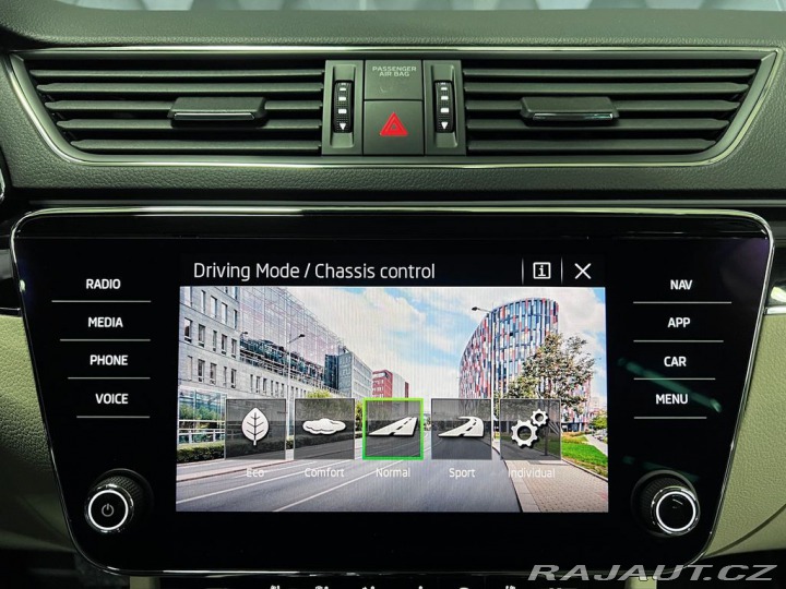 Škoda Superb 2.0TSI DSG L&K, MASÁŽ 2021