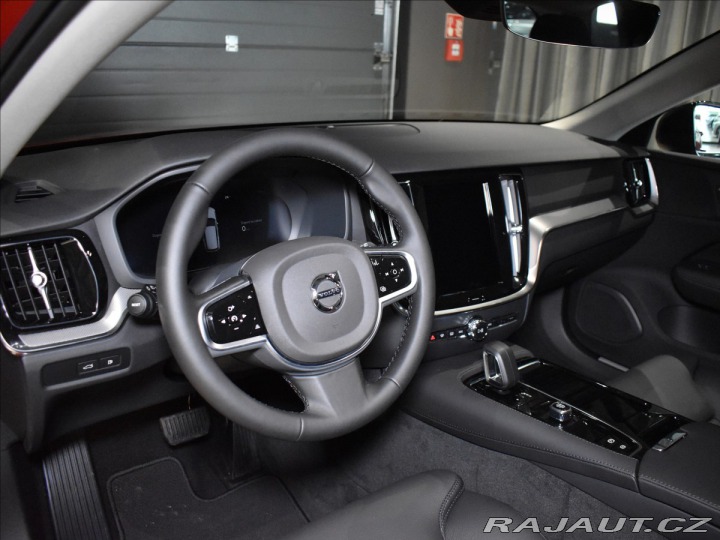 Volvo V60 2,0 T6 AWD PLUS BLIS,Bezk 2025