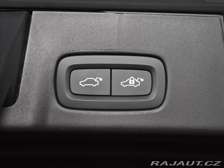 Volvo V90 2,0 T6 Plus Bright Ventil 2025