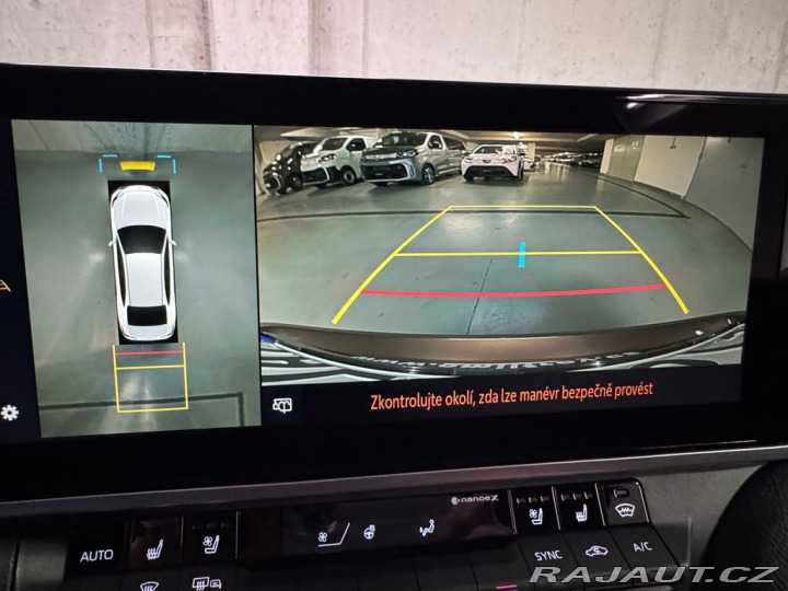 Toyota Camry 2.5 Hybrid Executive 2025