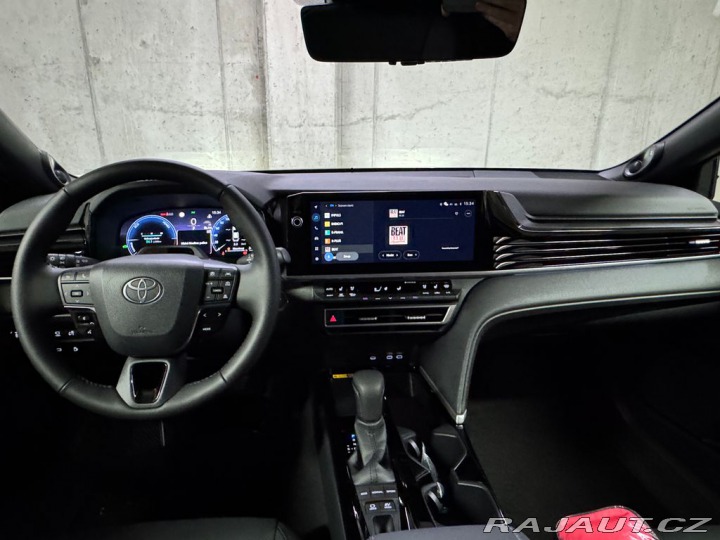 Toyota Camry 2.5 Hybrid Executive 2025