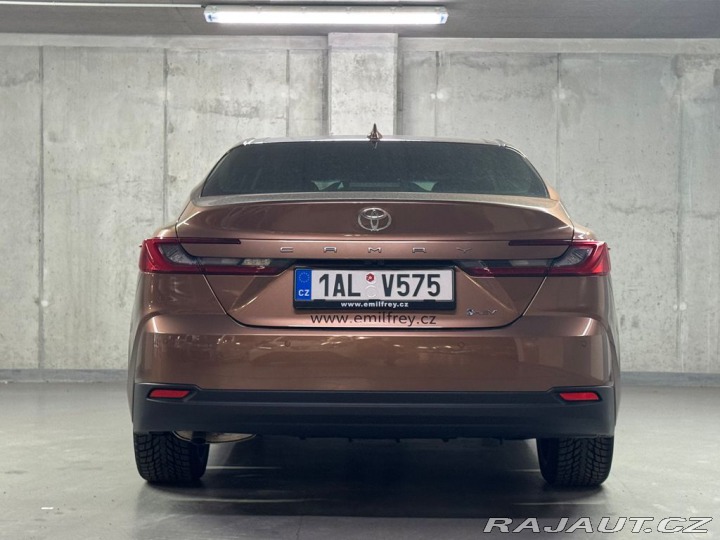 Toyota Camry 2.5 Hybrid Executive 2025