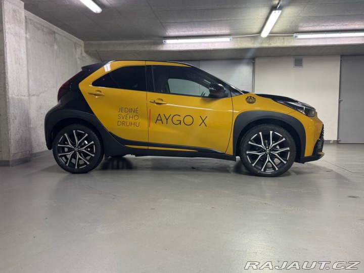 Toyota Aygo 1.5, HEV, Executive 2026