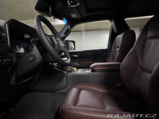 Toyota Land Cruiser Executive 2.8L Diesel 48V 2025