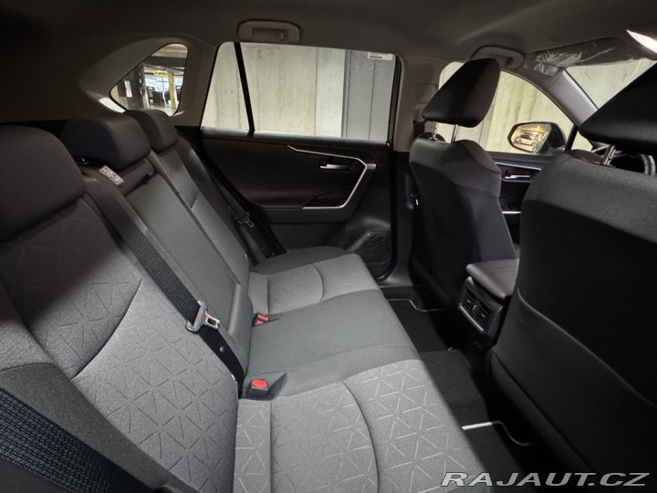 Toyota RAV4 Comfort Style 2.5 Hybrid 2025