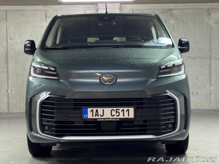 Toyota ProAce Verso Business Comfort 2.0 6MT 2024