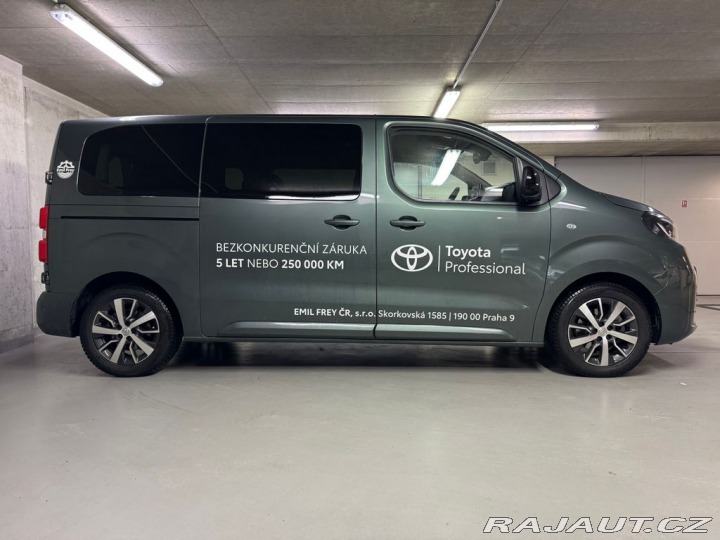 Toyota ProAce Verso Business Comfort 2.0 6MT 2024