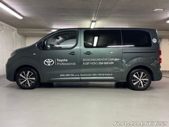 Toyota ProAce Verso Business Comfort 2.0 6MT 2024