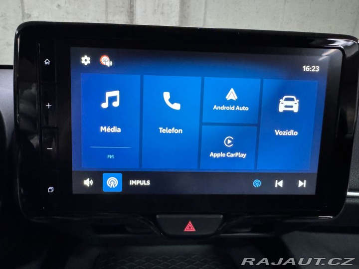 Toyota Yaris Cross COMFORT 1.5 Hybrid FWD 11 2025