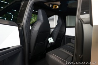 Tesla Ostatní modely Cybertruck Cyberbeast Tri Motor AWD 2024