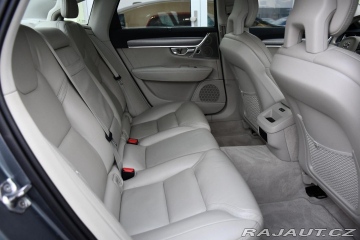 Volvo S90 D5 AWD ČR 2016