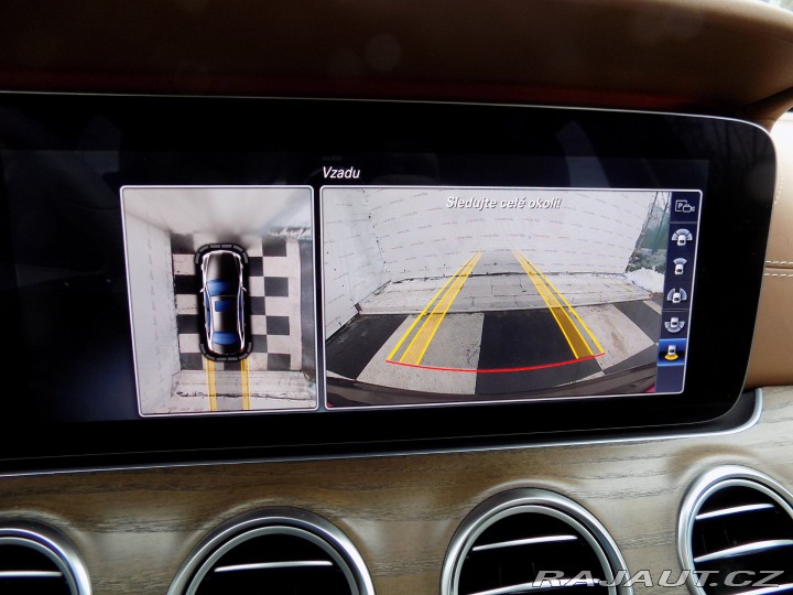 Mercedes-Benz E 220d/1.Maj.ČR/4-M/Designo 2017