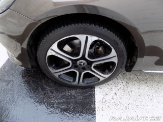 Mercedes-Benz E 220d/1.Maj.ČR/4-M/Designo 2017