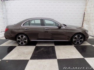 Mercedes-Benz E 220d/1.Maj.ČR/4-M/Designo 2017
