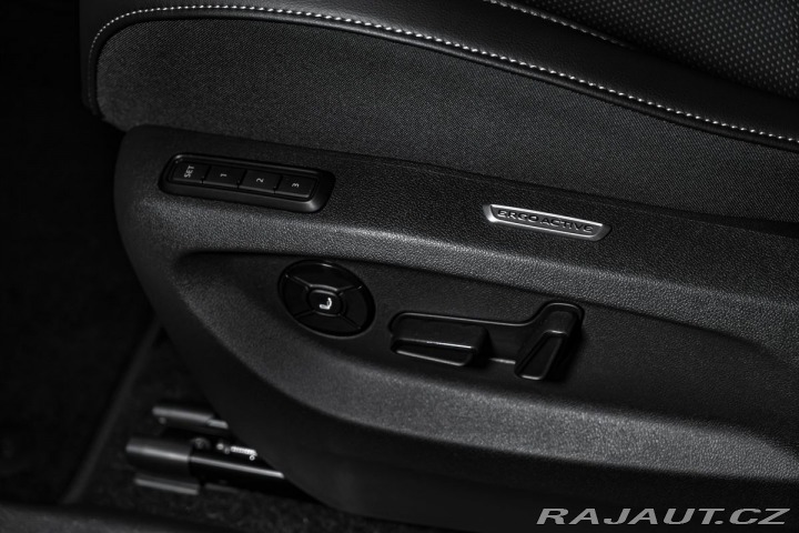 Volkswagen Ostatní modely Tayron 2,0TDI DSG 7míst Matrix E 2025