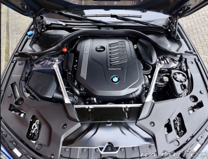 BMW 5 Touring  540i xDrive  245 2022