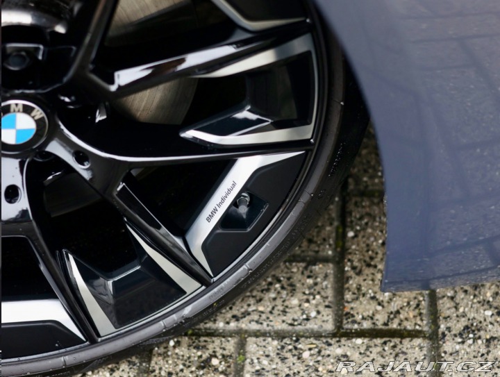 BMW 5 Touring  540i xDrive  245 2022