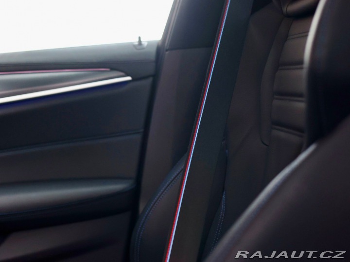 BMW 5 Touring  540i xDrive  245 2022