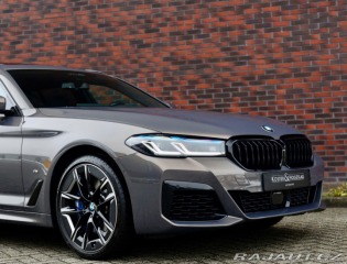 BMW 5 Touring  540i xDrive  245 2022