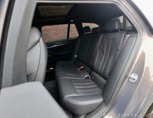 BMW 5 Touring  540i xDrive  245 2022