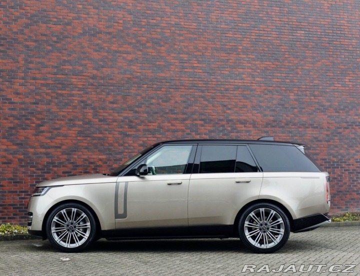 Land Rover Range Rover D250 AWD HSE Krásna špec 2023