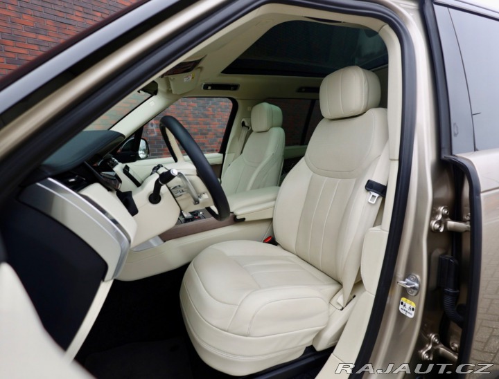 Land Rover Range Rover D250 AWD HSE Krásna špec 2023
