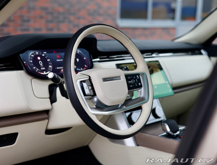 Land Rover Range Rover D250 AWD HSE Krásna špec 2023