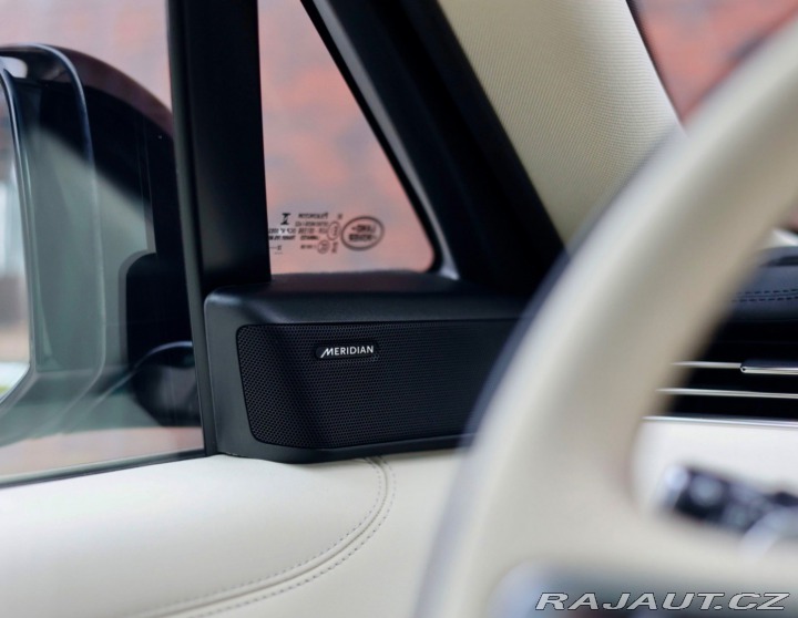 Land Rover Range Rover D250 AWD HSE Krásna špec 2023