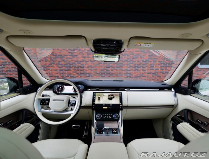 Land Rover Range Rover D250 AWD HSE Krásna špec 2023