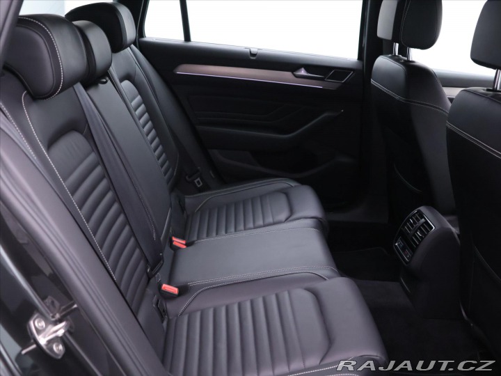 Volkswagen Passat 2,0 TDI 140kW DSG 4M Allt 2020