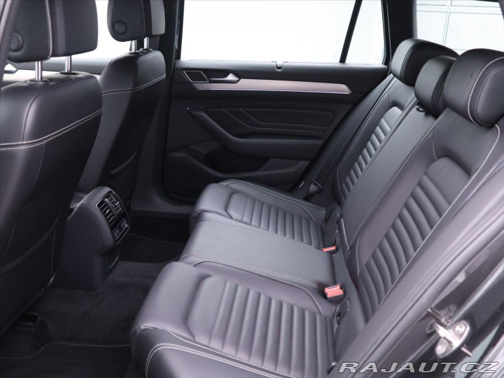 Volkswagen Passat 2,0 TDI 140kW DSG 4M Allt 2020