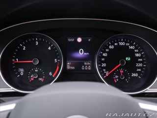 Volkswagen Passat 2,0 TDI 110kW DSG Matrix 2023