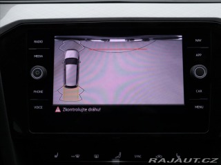 Volkswagen Passat 2,0 TDI 110kW DSG Matrix 2023