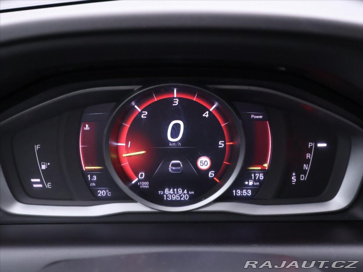 Volvo XC60 2,4 D5 162kW Aut. AWD Mom 2017