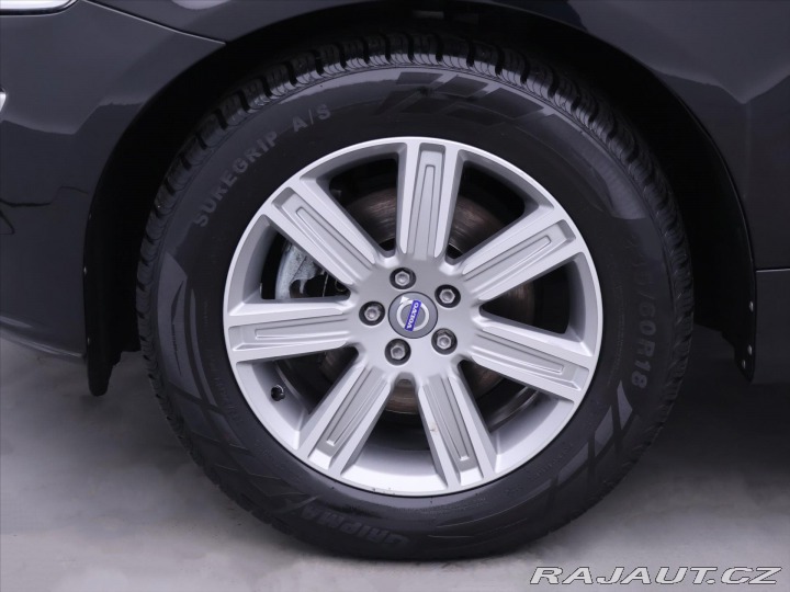 Volvo XC60 2,4 D5 162kW Aut. AWD Mom 2017