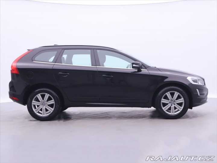 Volvo XC60 2,4 D5 162kW Aut. AWD Mom 2017