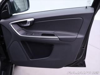 Volvo XC60 2,4 D5 162kW Aut. AWD Mom 2017