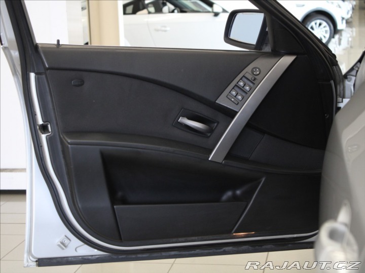 BMW 5 2,0 520d Manuál Nové STK 2007