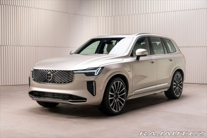 Volvo XC90 2,0 T8 PLUS DARK 2026