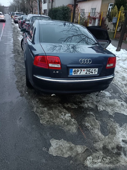 Audi A8 