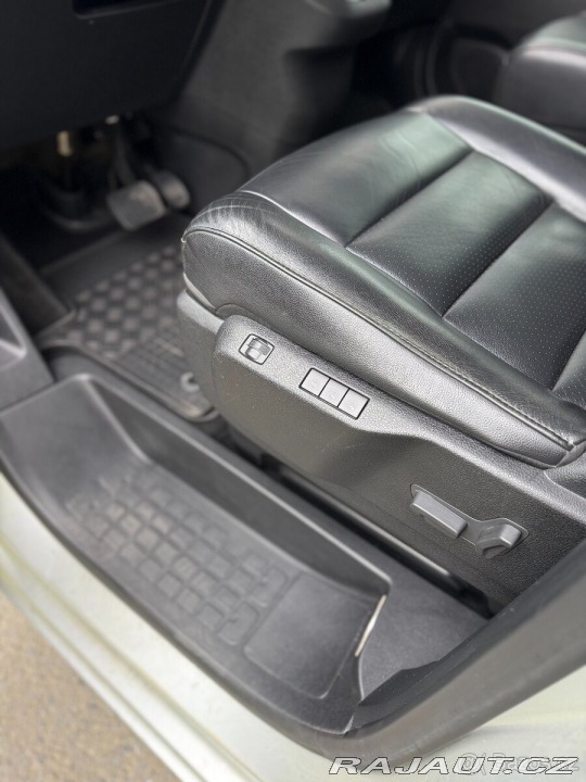 Citroën SpaceTourer 2,0   130Kw, Automat 1800