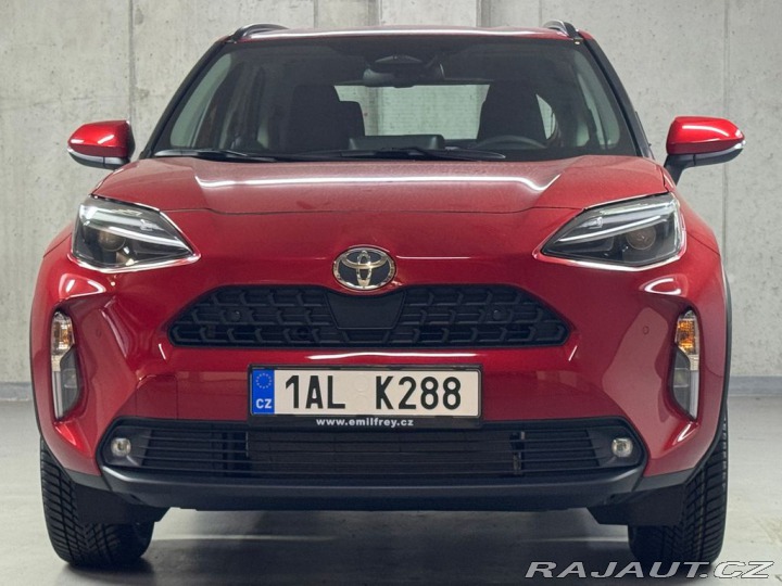 Toyota Yaris Cross COMFORT 1.5 Hybrid FWD 11 2025