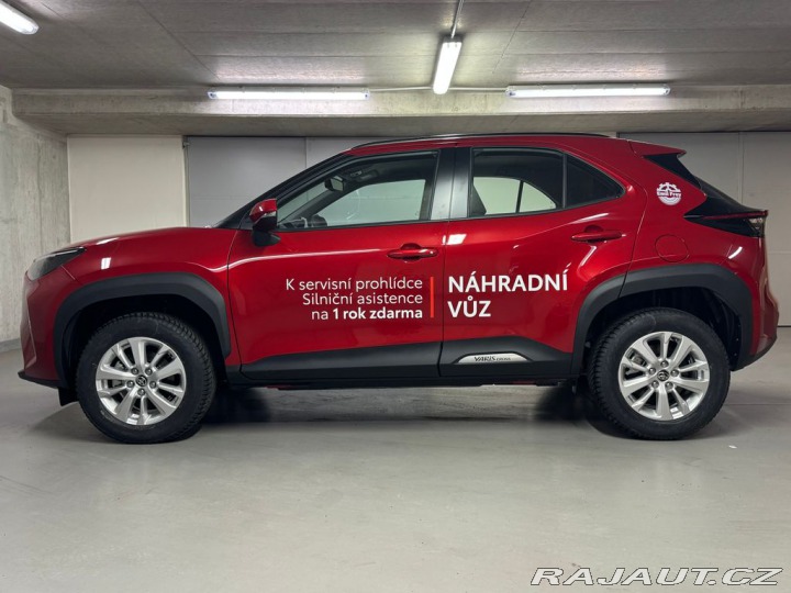 Toyota Yaris Cross COMFORT 1.5 Hybrid FWD 11 2025