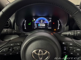 Toyota Yaris Cross COMFORT 1.5 Hybrid FWD 11 2025