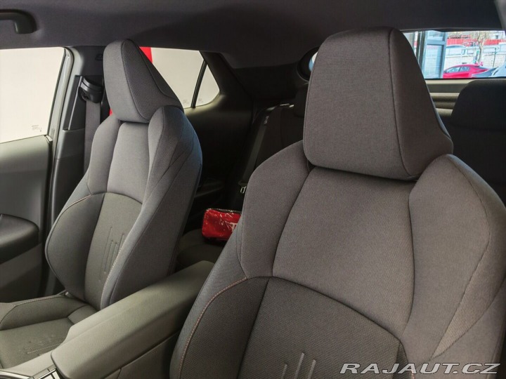 Toyota C-HR 1.8 Hybrid 4x2 Style 2025